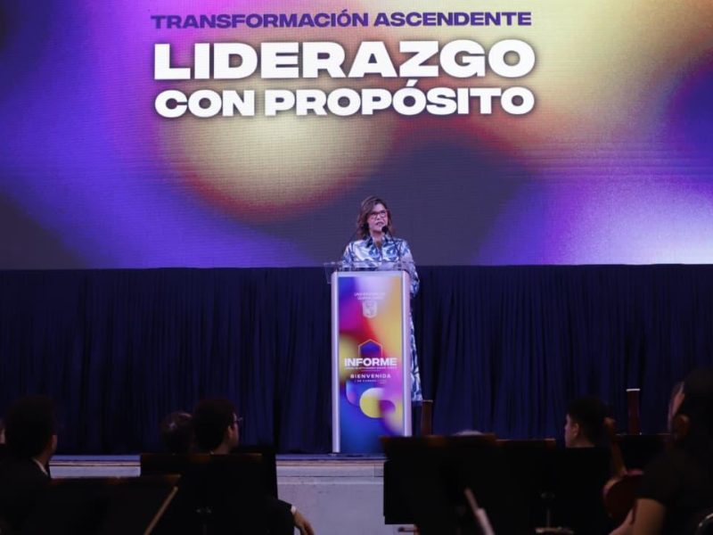 En su Tercer informe, Rectora de UG destaca uso de IA y viabilidad de Red Médica