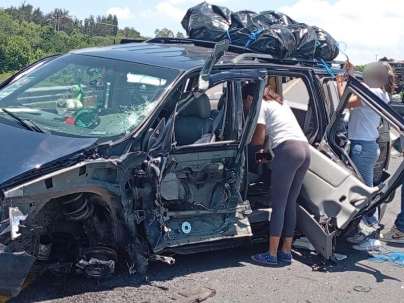 Choque y vuelco de tráiler deja 7 heridos en autopista Salamanca-Morelia, Uriangato