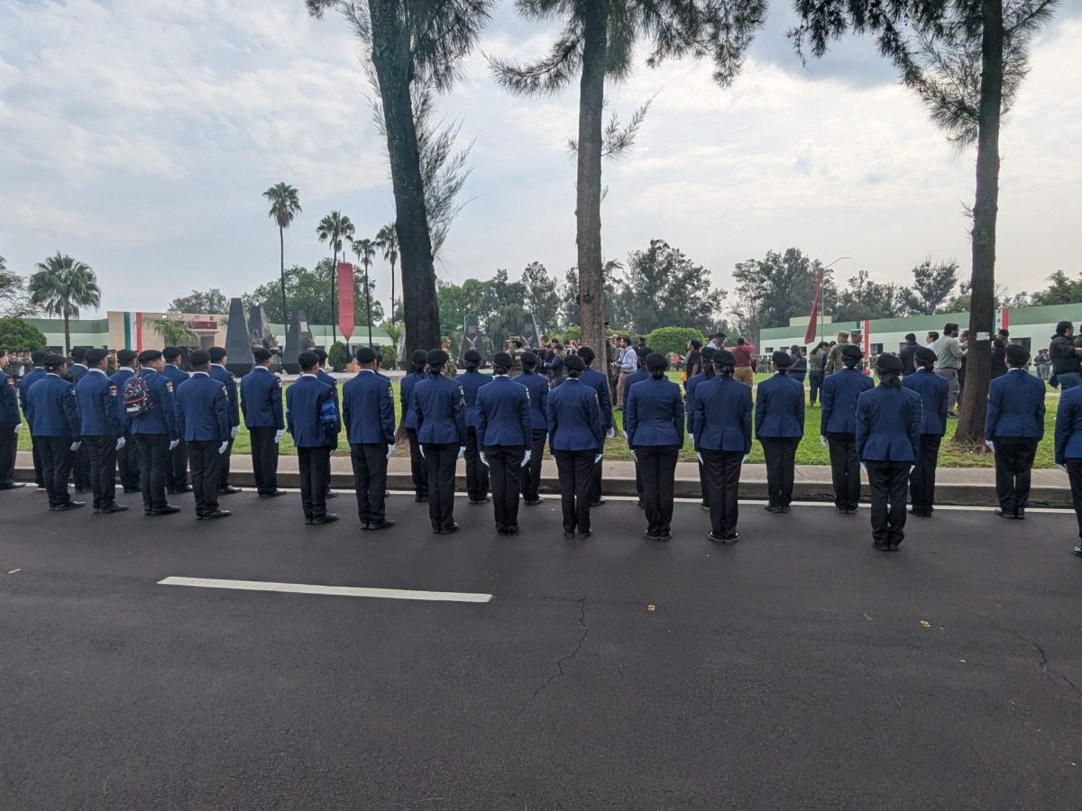 Homenaje militar a los Niños Héroes en Irapuato: El monumento quedó en silencio