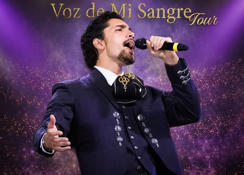 Alex Fernández es hospitalizado de emergencia