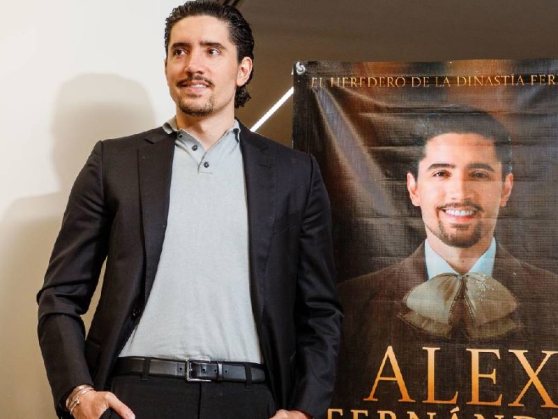 Salud de Alex Fernández evoluciona favorable, fue hospitalizado por doble infección