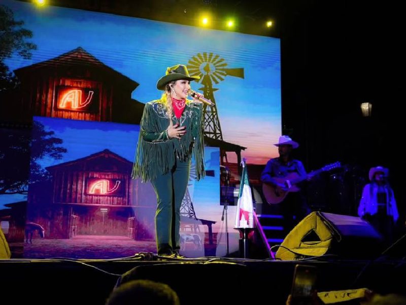 Alicia Villarreal agradece a leoneses por noche mexicana: ‘Gracias infinitas por tanto amor a su güerita’