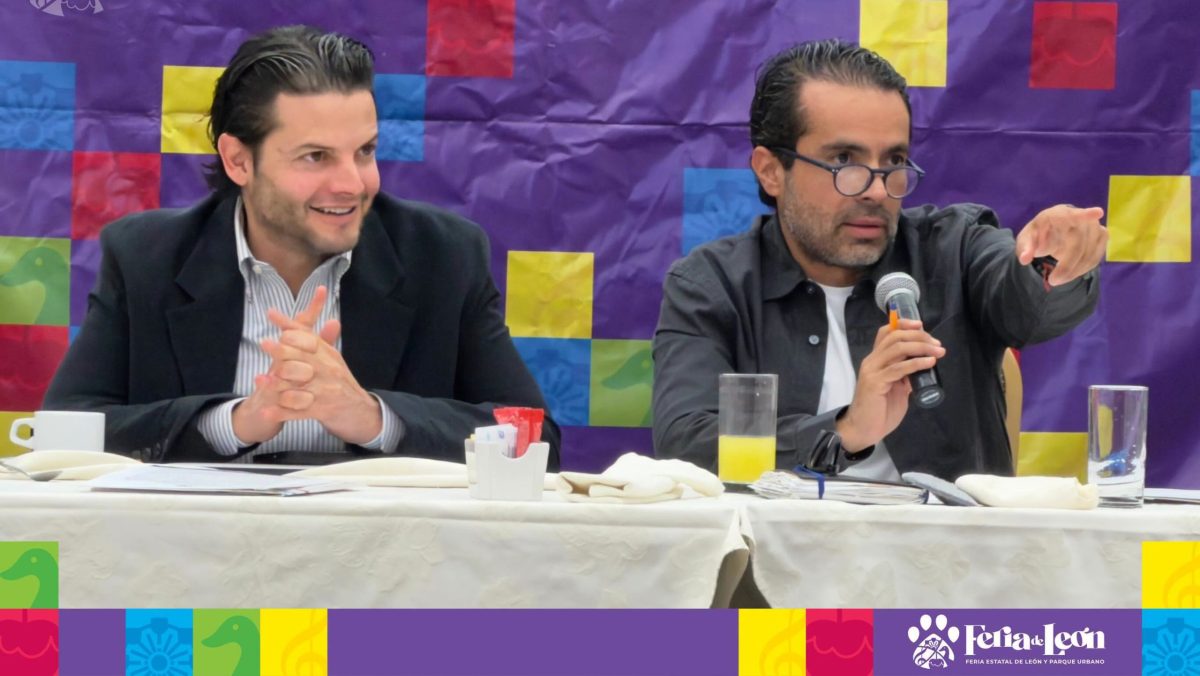 Alonso Limón, director y Héctor Rodríguez, presidente de la Feria. Foto Feria Estatal de León