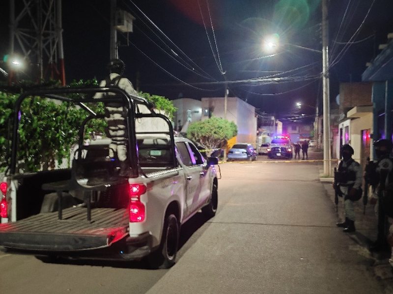 Asesinan a pareja cuando caminaba por una solitaria calle en Salamanca