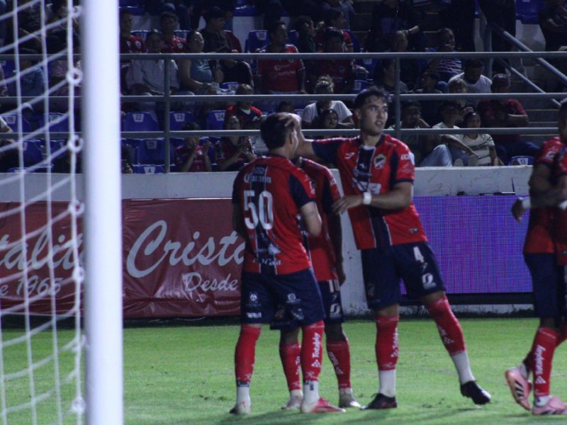 Club Irapuato golea a Lobos ULMX y sigue como líder del Grupo 1 en Liga Premier