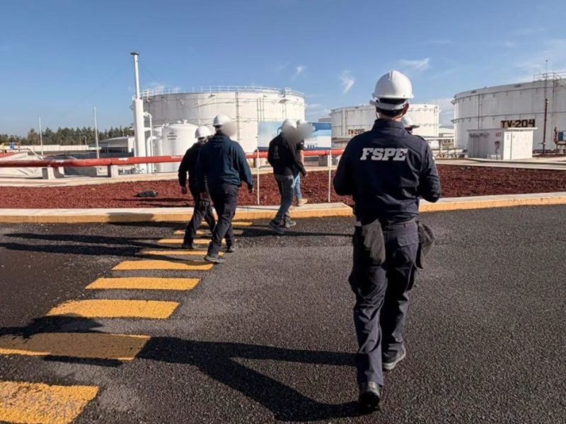 Aseguran 59 millones de litros de combustible en inmueble de San José Iturbide