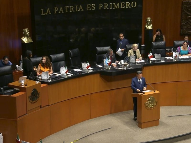 Senado aprueba reforma contra doble nacionalidad para candidatos a Presidencia y gubernaturas