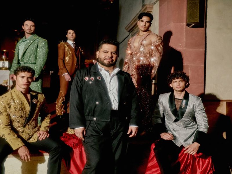 Aplauden al diseñador leonés Gilberto Brizuela en la Semana de la Moda de París