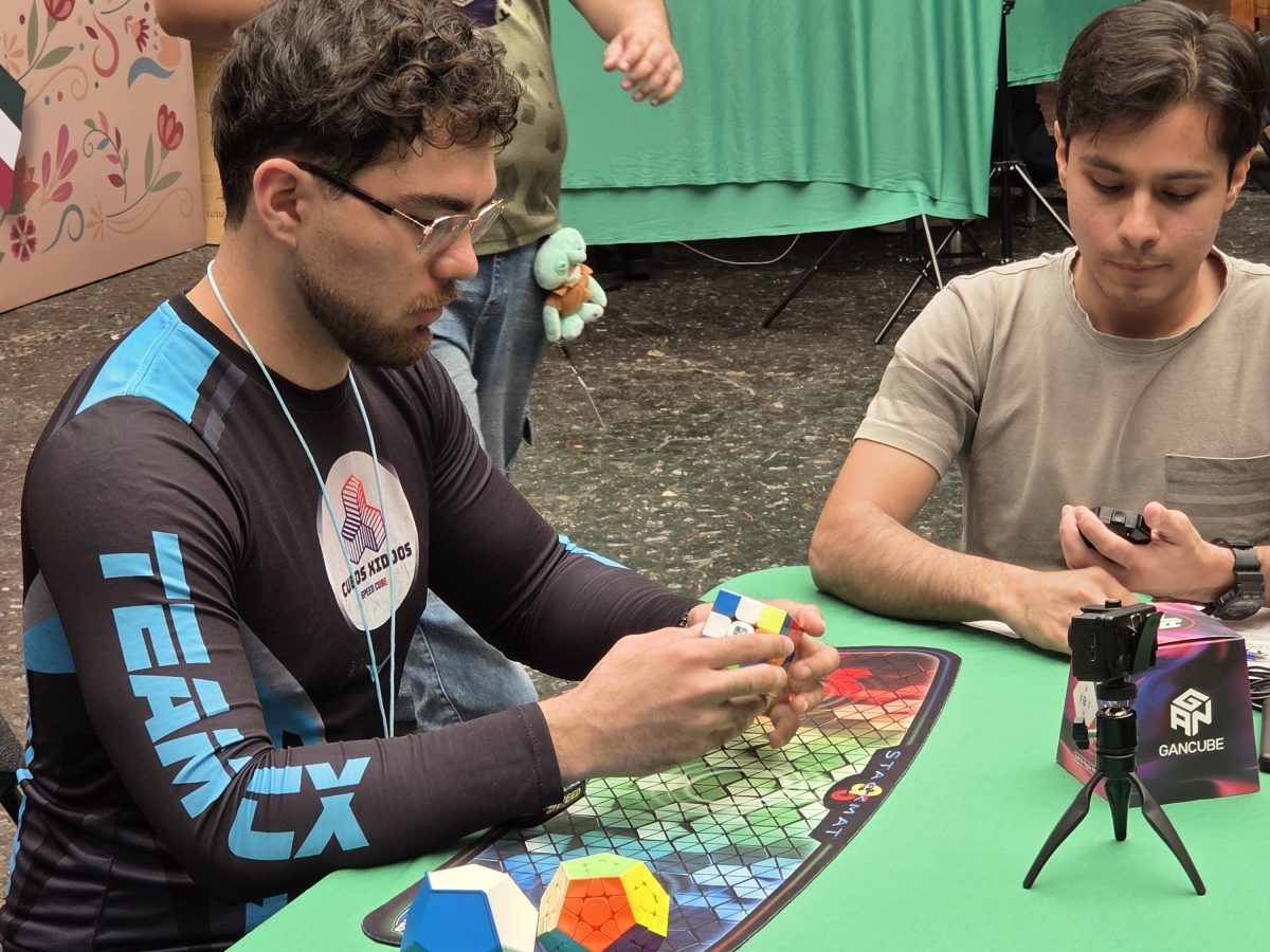 Guanajuato Capital recibe la primera competencia de cubo Rubik