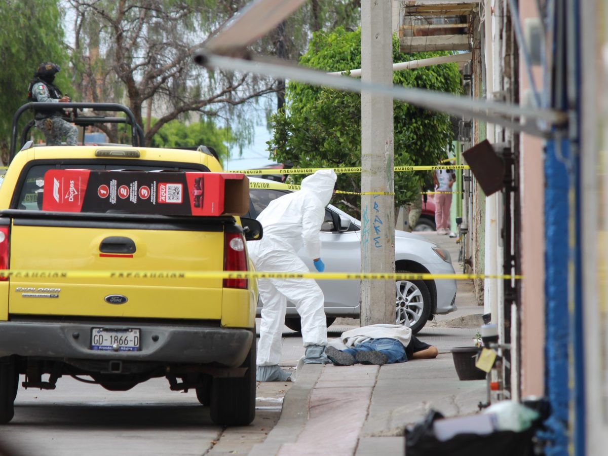 ‘Motosicarios’ asesinan de siete disparos a “El Güero” cuando iba a trabajar en la León II