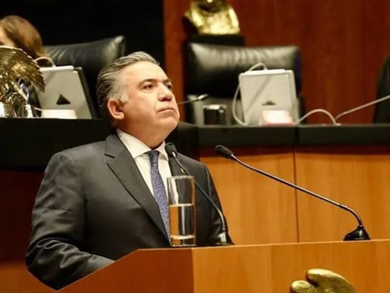 Morena oficializa salida de Inzunza de bancada en el Senado tras narconexos