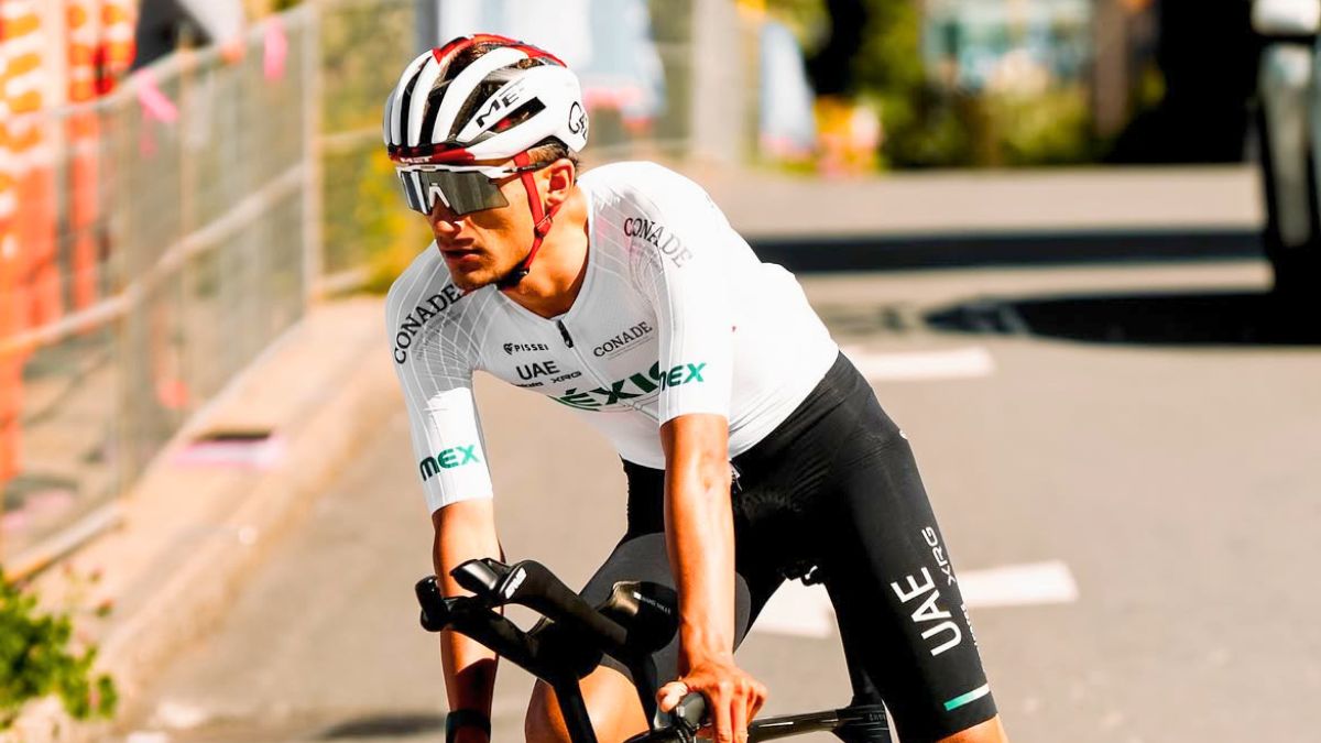 Isaac del Toro compite en el Mundial de Ciclismo en Canadá. Instagram.