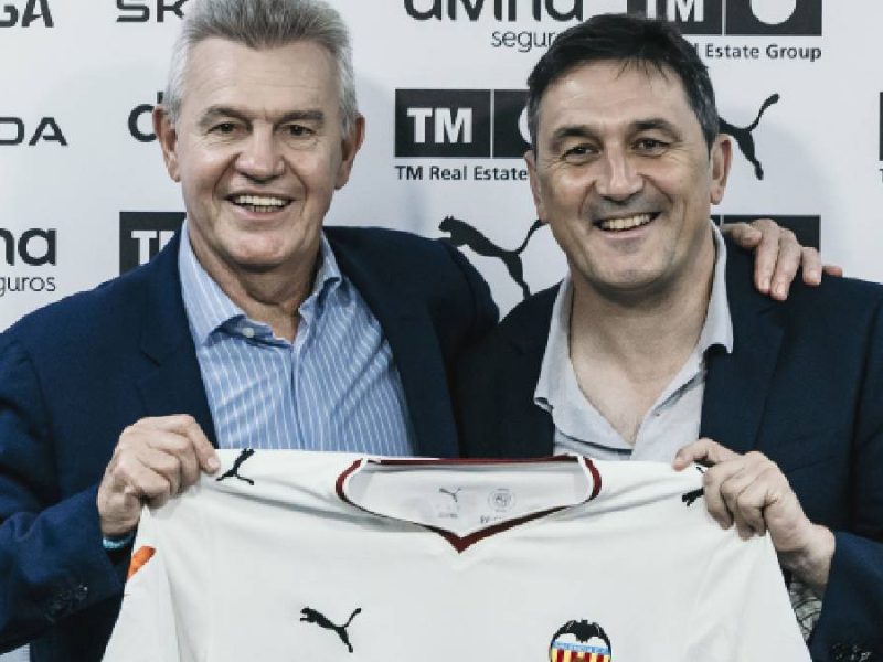 Javier Aguirre asume el reto de levantar al Valencia tras un inicio de temporada de crisis