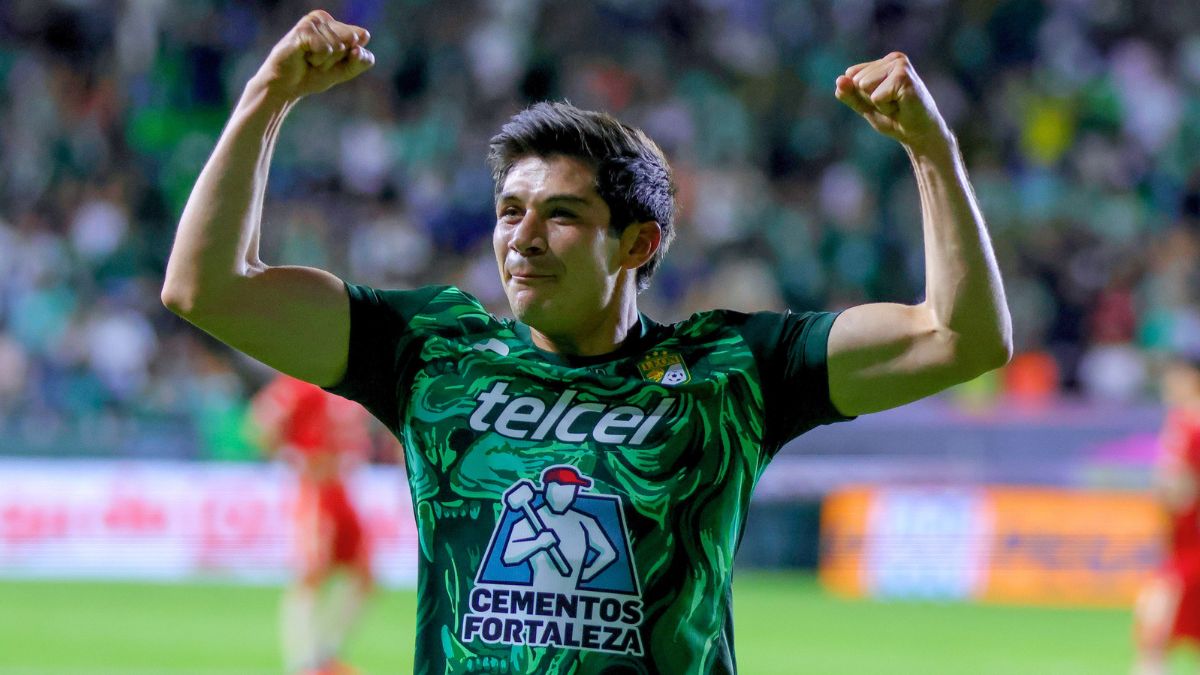 José Alvarado celebra en el León Vs Juárez. MexSport.