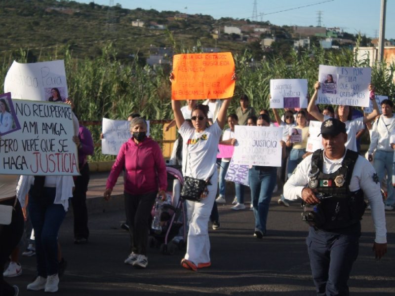 Exigen justicia en calles de Irapuato por Karla, estudiante asesinada en Jalisco