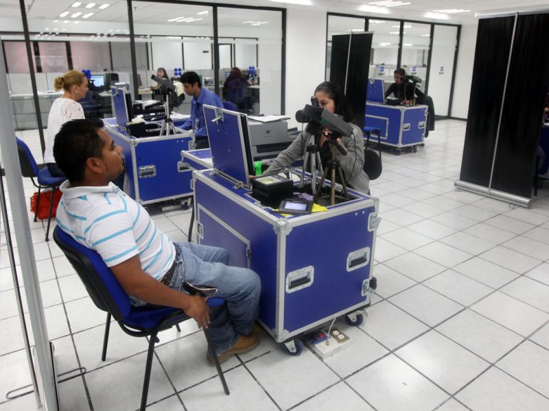 Caen nuevos contribuyentes en el SAT: Registra su menor crecimiento desde el 2000