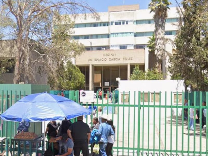 Pide perdón Zoé Robledo a familias por la muerte de cinco bebés en el IMSS de Durango
