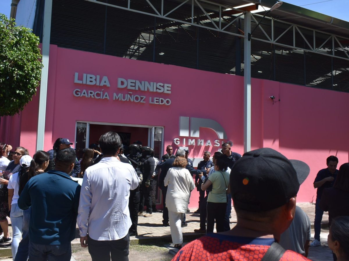 Moroleón retira nombre de Libia García de gimnasio; denuncias ante IEEG y Contraloría siguen