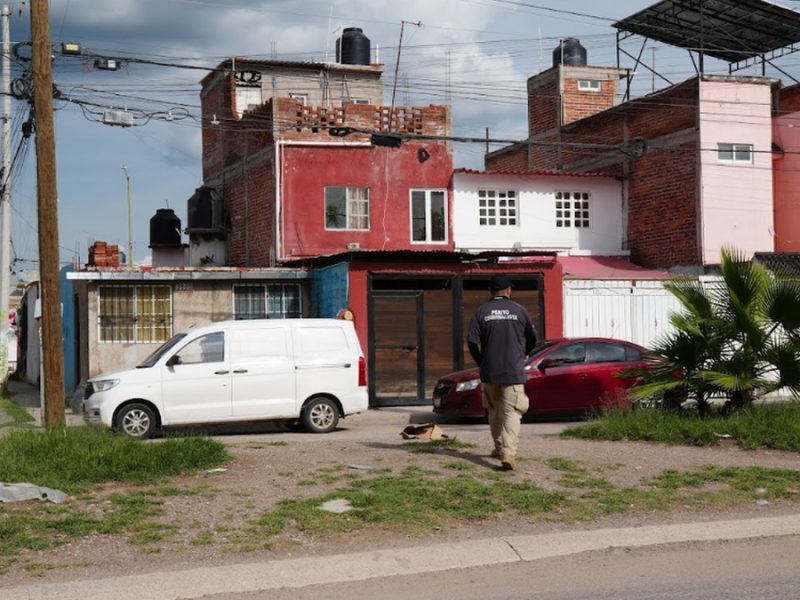 Tripulantes en moto atacan a balazos a un hombre en Villas de San Cayetano en Irapuato