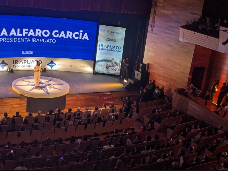 Lorena Alfaro convierte su informe en recuento de cinco años al frente de Irapuato