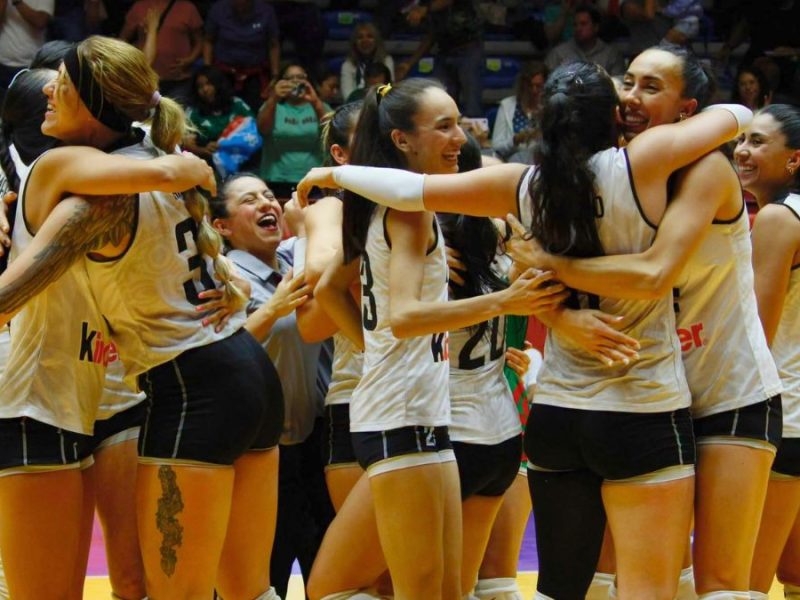 ¡El Domo explotó! México hace historia en León y conquista medalla en la Copa Panamericana de voleibol