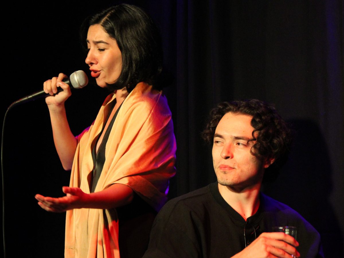 Microteatro León celebra las fiestas patrias con el show ‘Nocturno a Voces’