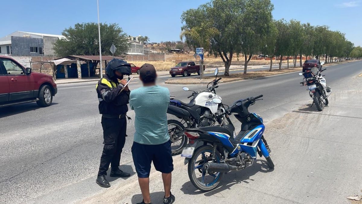 Acumulan 2,411 infracciones a motociclistas sin casco en San Francisco del Rincón