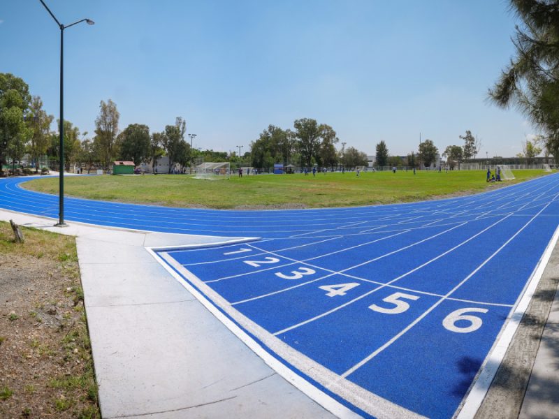 Entregan nueva pista de atletismo en Deportiva Jesús Rodríguez Gaona 