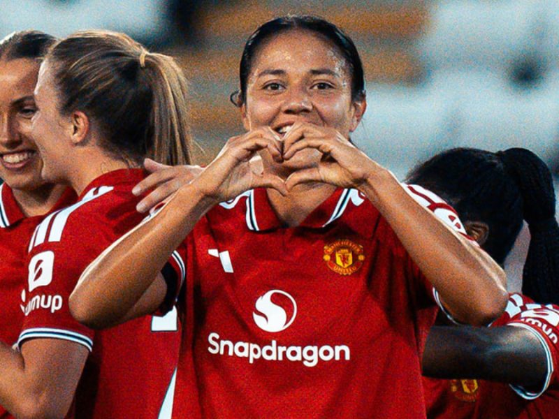 Rebeca Bernal se estrena con doblete con Manchester United Femenil