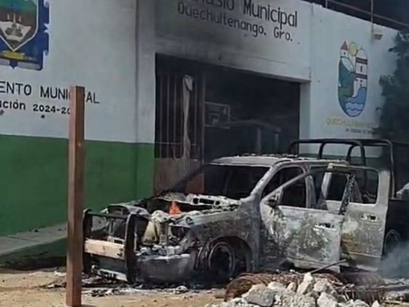 Retienen por horas a 19 militares y policías en bastión del grupo criminal Los Ardillos en Guerrero