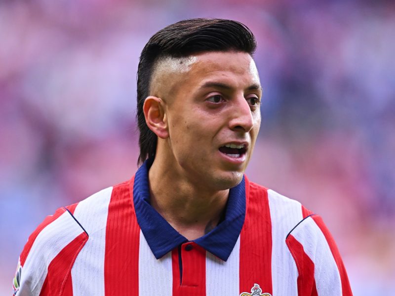 Chivas rechaza oferta millonaria del Spartak Moscú por ‘Piojo’ Alvarado