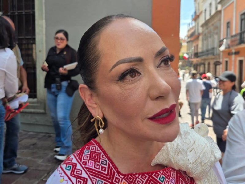Pausa Samantha Smith búsqueda de reelección tras acuerdo de paridad del IEEG
