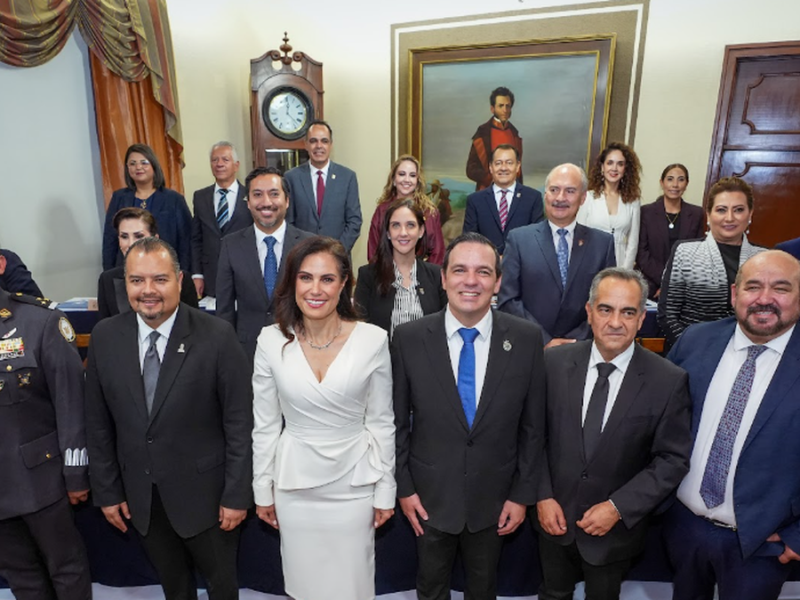 Alejandra Gutiérrez promete no distraerse, al rendir Segundo Informe de Gobierno