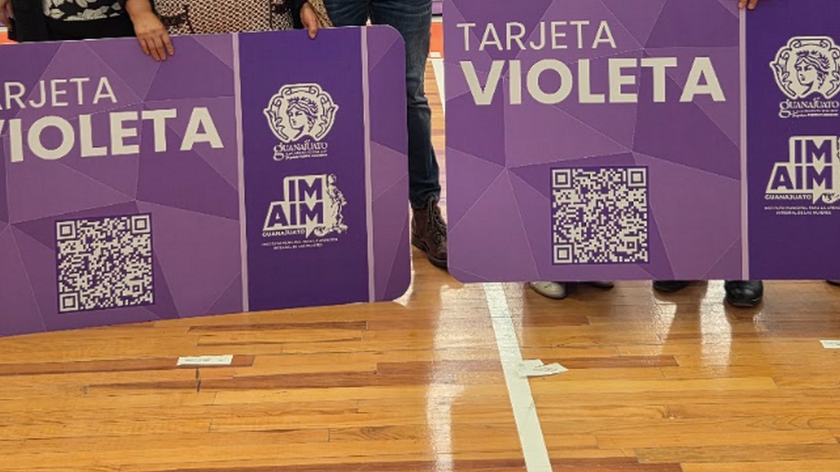 Tarjeta Violeta