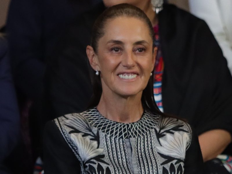Claudia Sheinbaum crítica a la prueba PISA y resalta logro de escuelas públicas