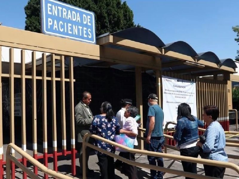 Hay 15 residentes del Hospital General en terapia intensiva; acusan atención tardía por salmonela
