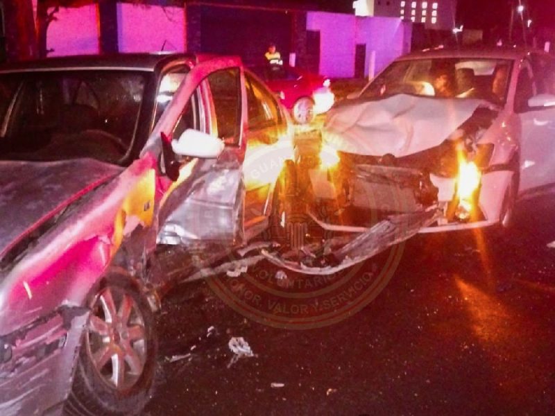 Deja choque en la carretera de cuota Guanajuato-Silao dos personas lesionadas