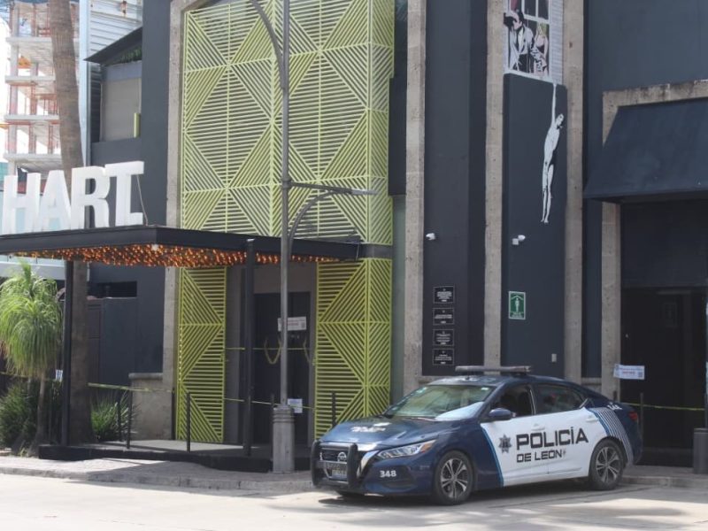 Detienen a dos por presunta desaparición en antro Hart Club de León