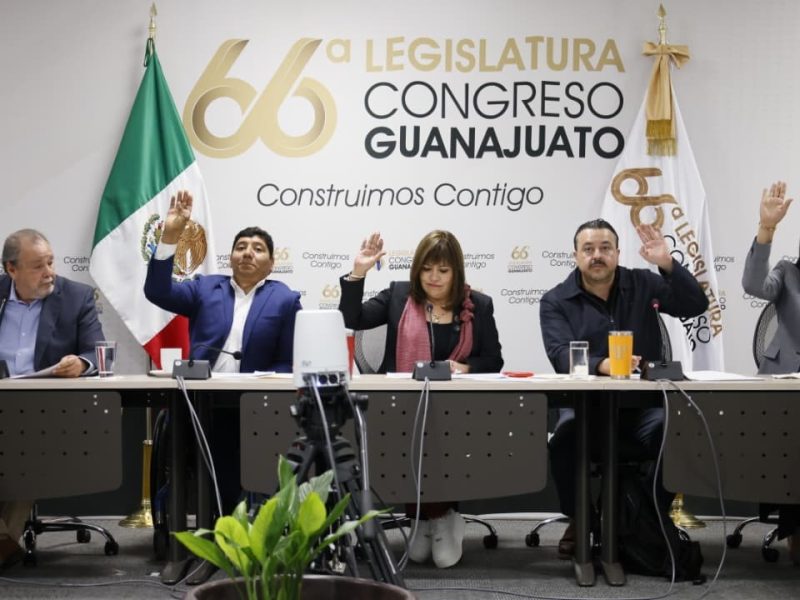 Disenso en Guanajuato por doble nacionalidad; se acusan de “zombis” y “narcos”