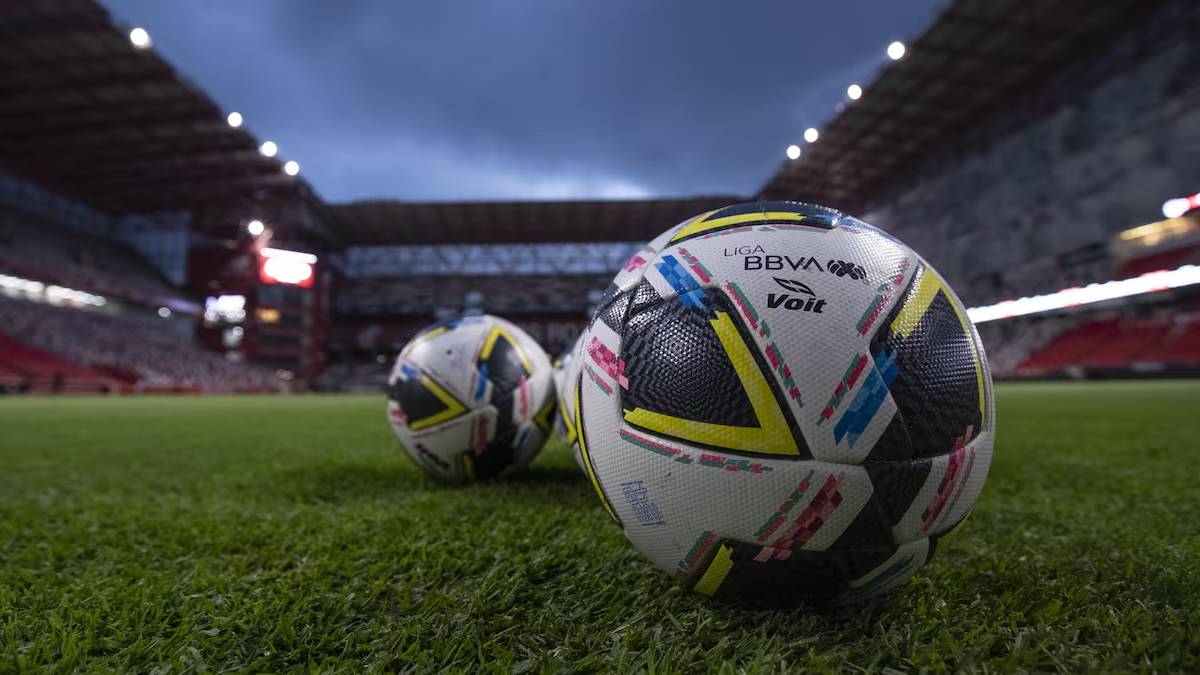 Comisión Nacional Antimonopolio investiga al futbol mexicano por posibles prácticas monopólicas; ascenso y descenso, entre los temas bajo revisión - Foto: Mexsport.