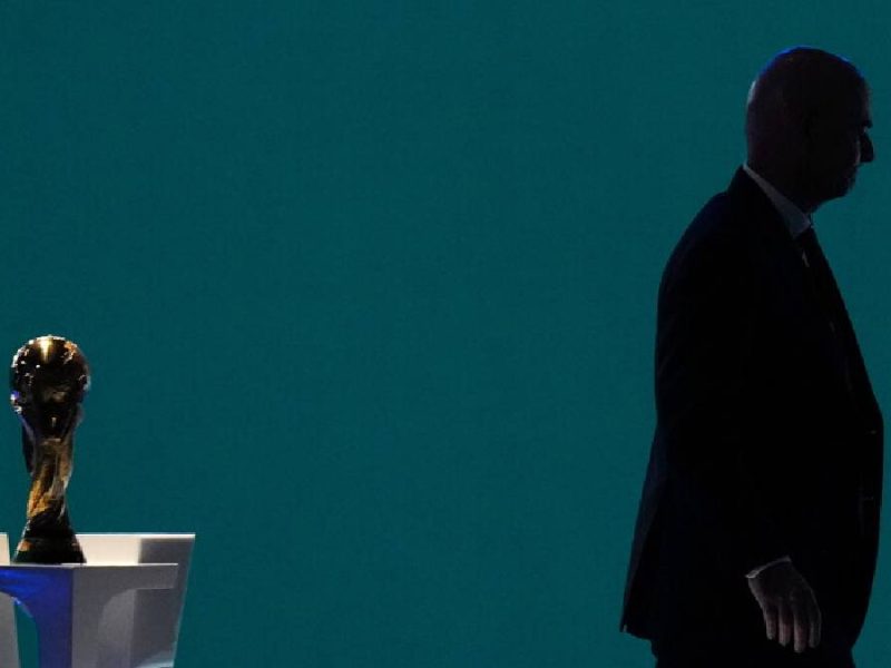 FA exige a Gianni Infantino revelar documentos sobre intento de privatizar el Mundial