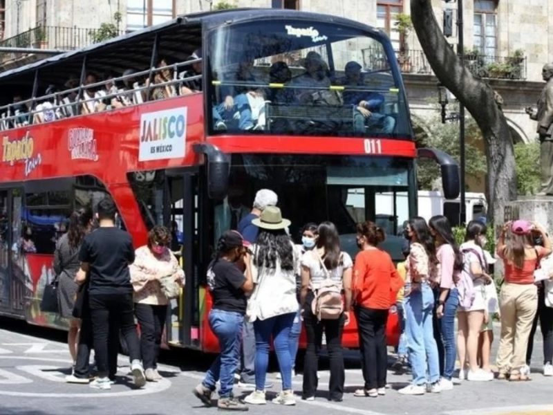 Sufre México mayor caída de ingresos turísticos; se acerca a época COVID