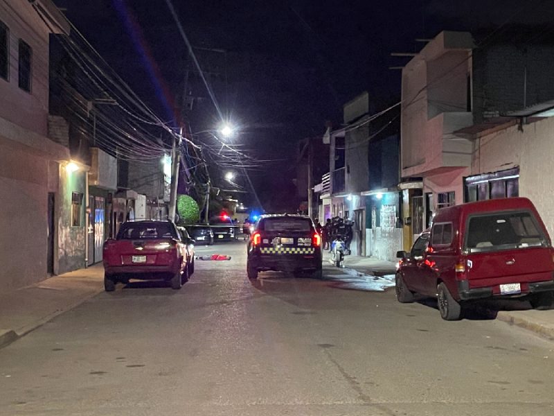 Joven es asesinado de al menos cuatro disparos en calles de Irapuato