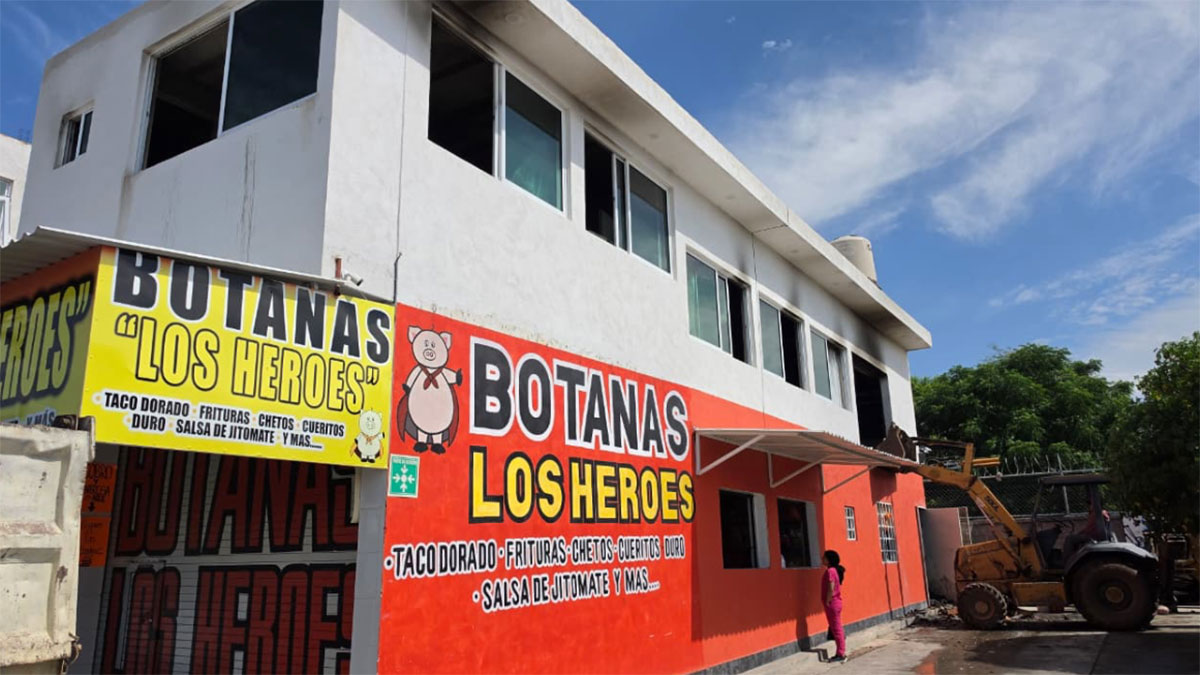 León incendio local botanas
