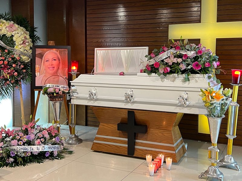 Exigen justicia en funeral de “Vicky”, comerciante asesinada en tianguis de San Juan Bosco