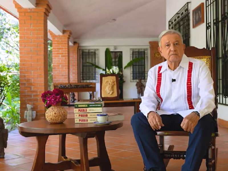 AMLO reaparece desde Palenque: presenta libro, defiende su legado y arremete contra la prensa, Zedillo y EU