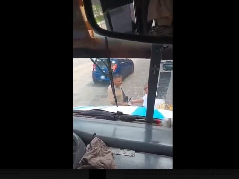 Investiga Asuntos Internos presunto “moche” de chofer a policía vial