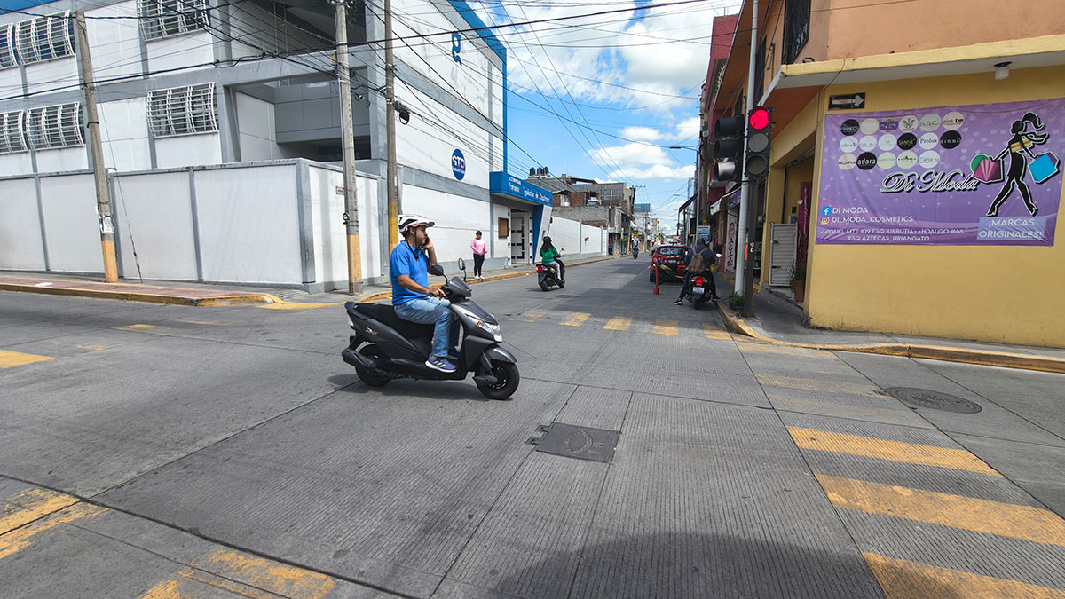 Moroleón Uriangato semáforos