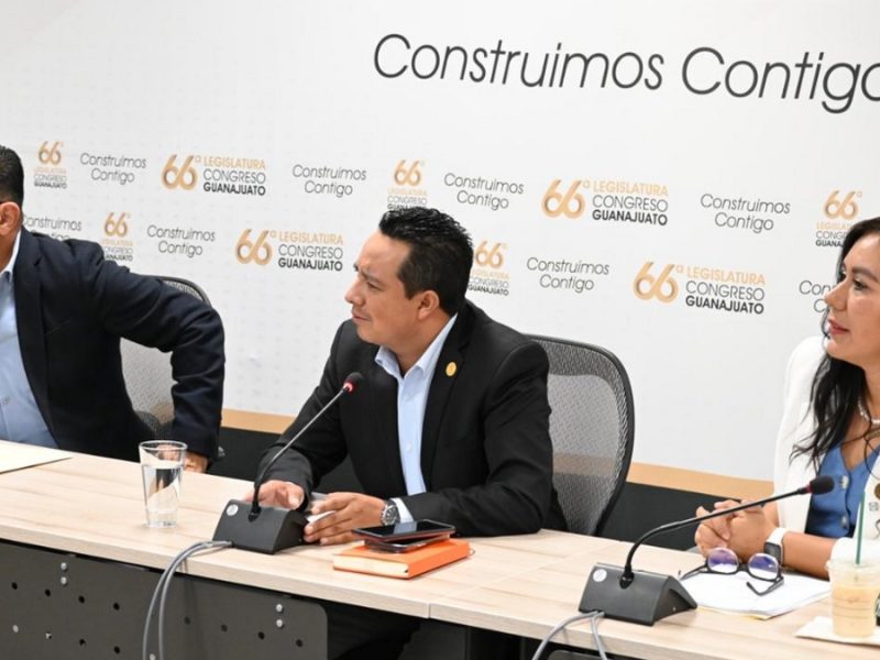 Pide Fiscalía corregir iniciativa del PAN para castigar acoso o violencia digital y con IA