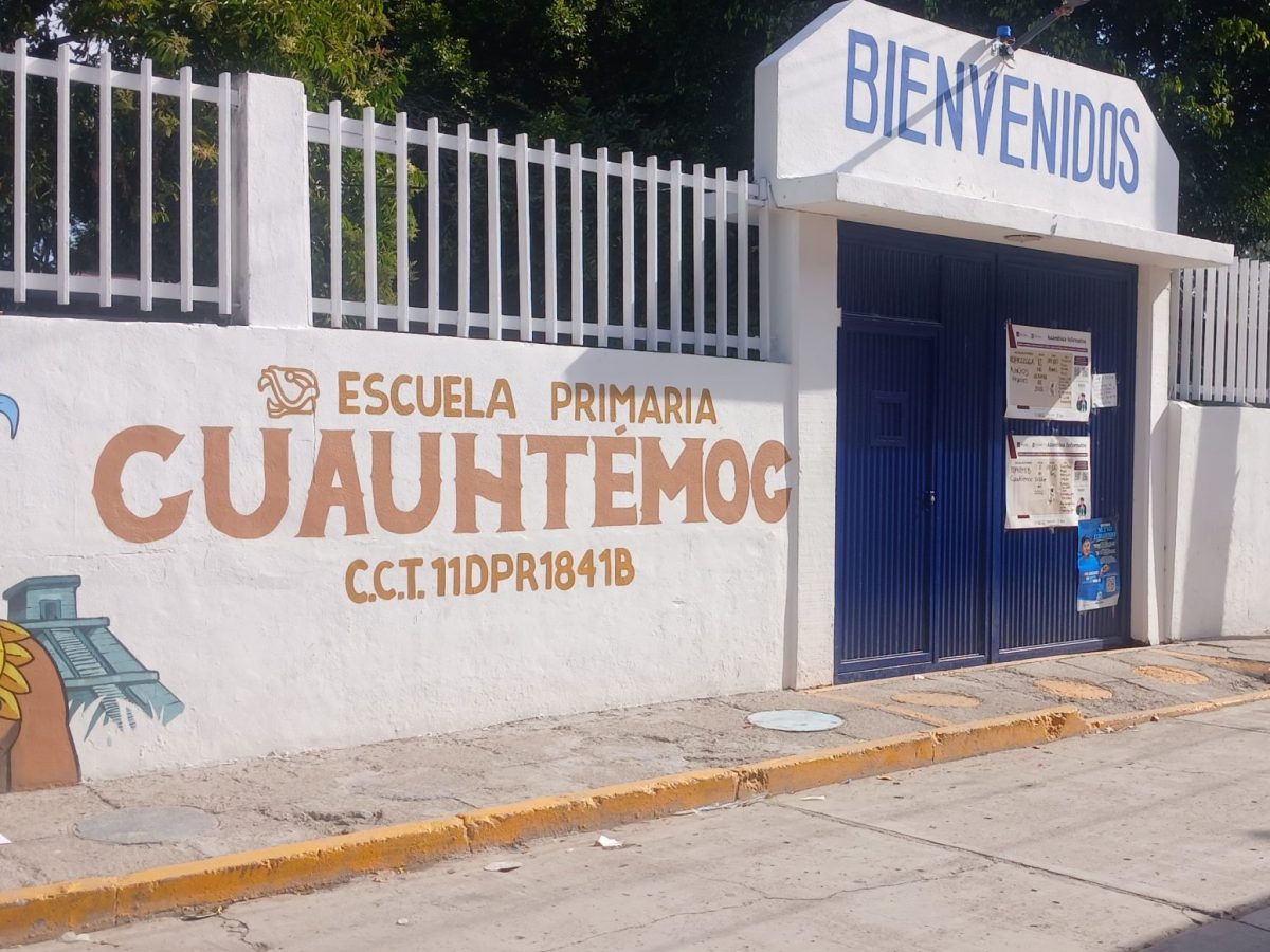 Celaya: Regreso a clases en primaria de Roque sigue marcado por temor tras agresión a maestra